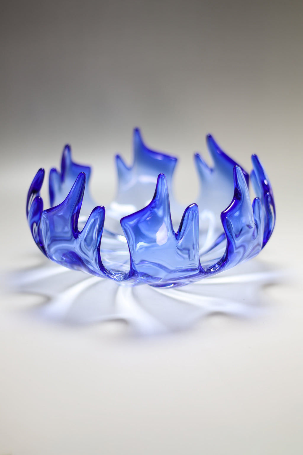 Murano Glasschale "Inferno" - blau - 22cm