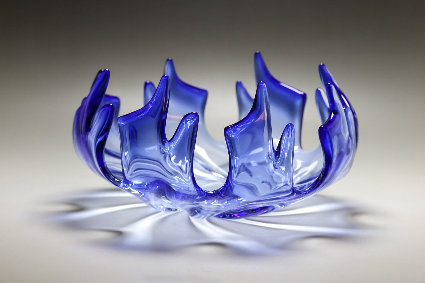 Murano Glasschale "Inferno" - blau - 22cm